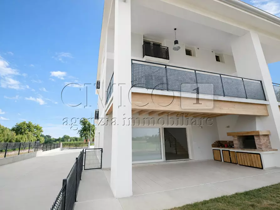 Immagine 6 di Casa bifamiliare in vendita  in Via Ponte 56 a Castegnero