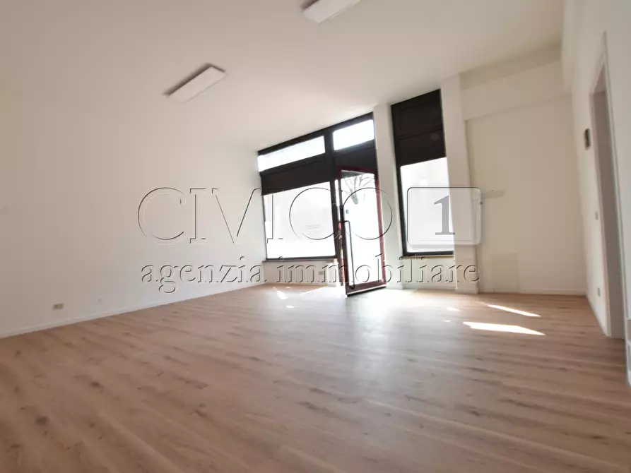 Immagine 3 di Locale commerciale in affitto  in Via Roma 110 a Vigodarzere