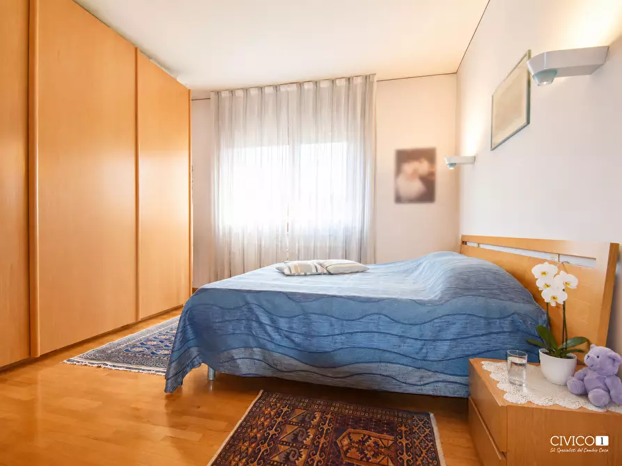 Immagine 16 di Villa in vendita  in Via Ancona 36 a Torri Di Quartesolo