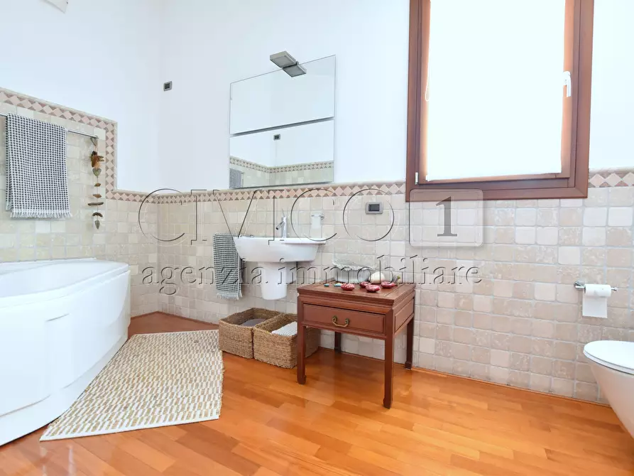 Immagine 26 di Villa in vendita  in Via Cavalieri di Vittorio Veneto a Saonara