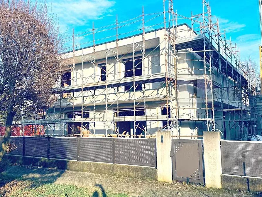 Immagine 3 di Villa in vendita  in Via Alessandro Volta a Curtarolo