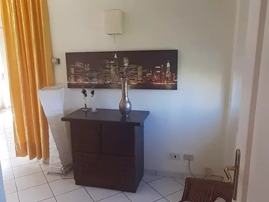 Immagine 3 di Ufficio in affitto  in Via Armando Diaz 7 a Somma Lombardo