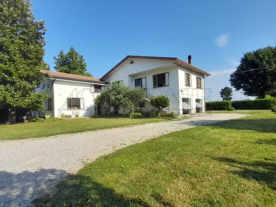 casa indipendente in vendita a Rubano in zona Villaguattera