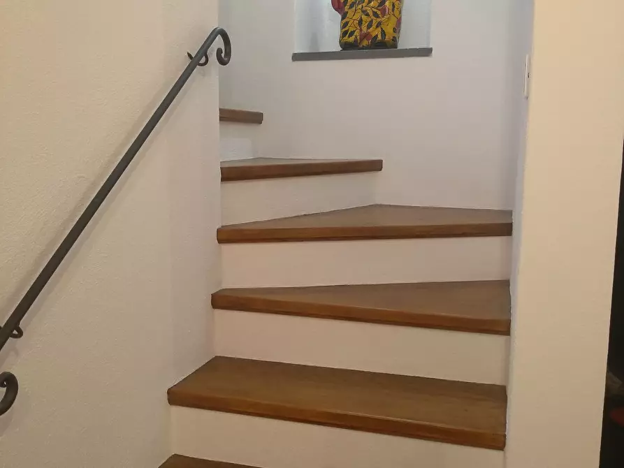 Immagine 12 di Casa semindipendente in vendita  in Piazza della Chiesa 15 a Ortonovo