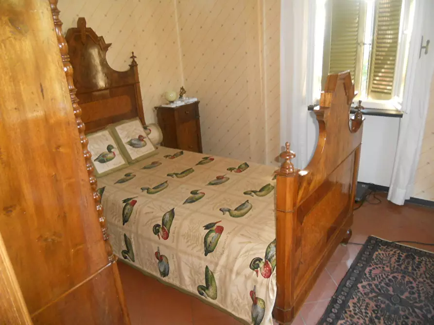 Immagine 11 di Villa in vendita  in Via Montefrancio 69 a Castelnuovo Magra