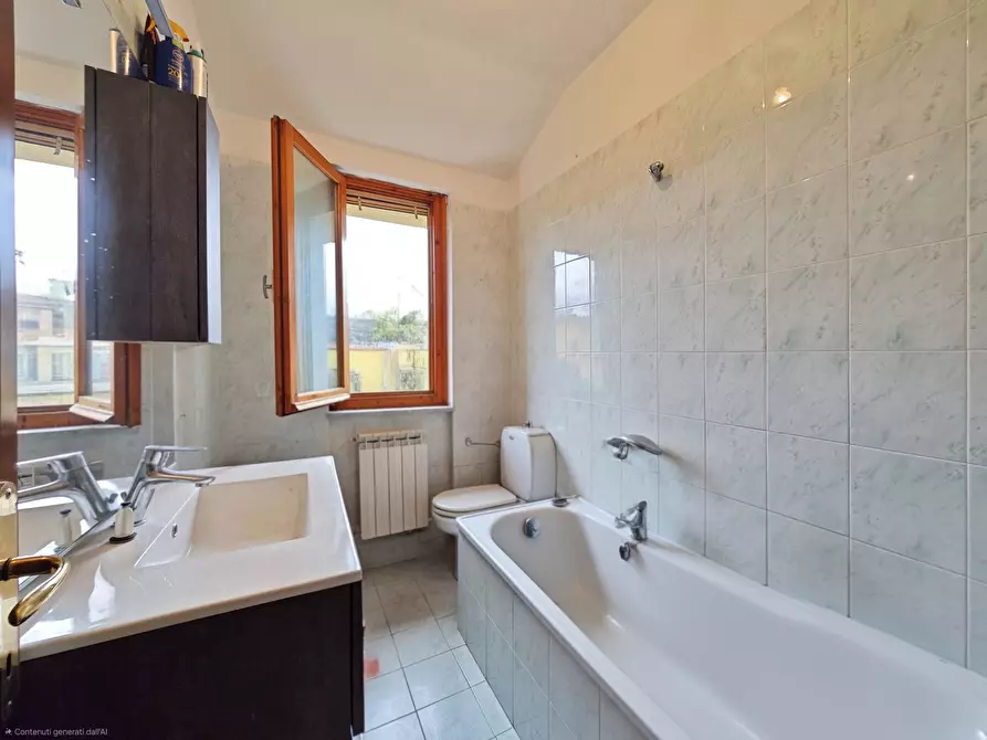 Immagine 21 di Appartamento in vendita  in Via Nave a Sarzana