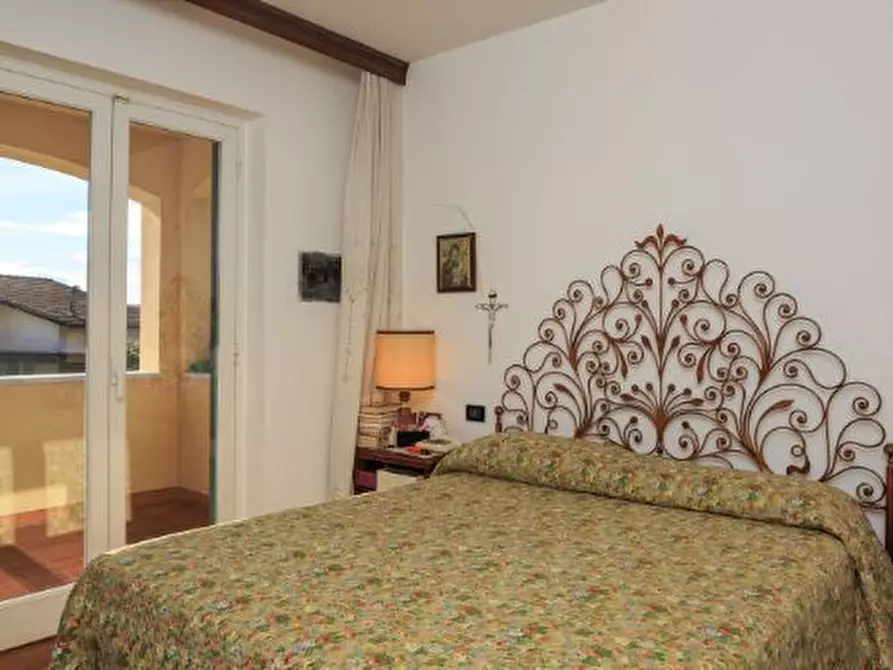 Immagine 14 di Casa semindipendente in vendita  in Viale XX Settembre 25 a Carrara