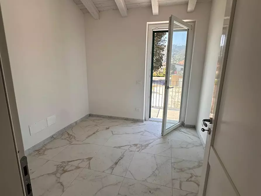 Immagine 17 di Casa semindipendente in vendita  in Via Litoranea 55 a Ameglia