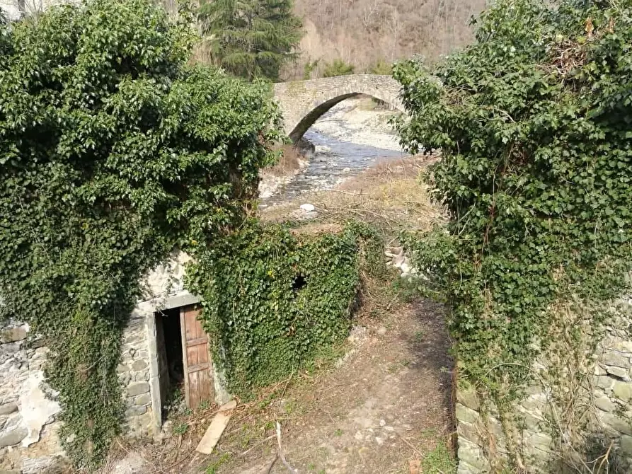 Immagine 1 di Rustico / casale in vendita  in Località Certadola 8 a Fivizzano