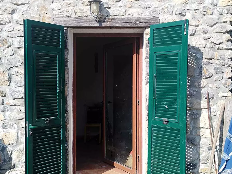 Immagine 32 di Rustico / casale in vendita  in Via Caffaggio 10 a Ameglia