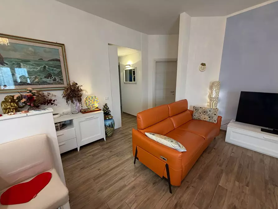 Immagine 3 di Appartamento in vendita  in Via Europa 24 a Ortonovo