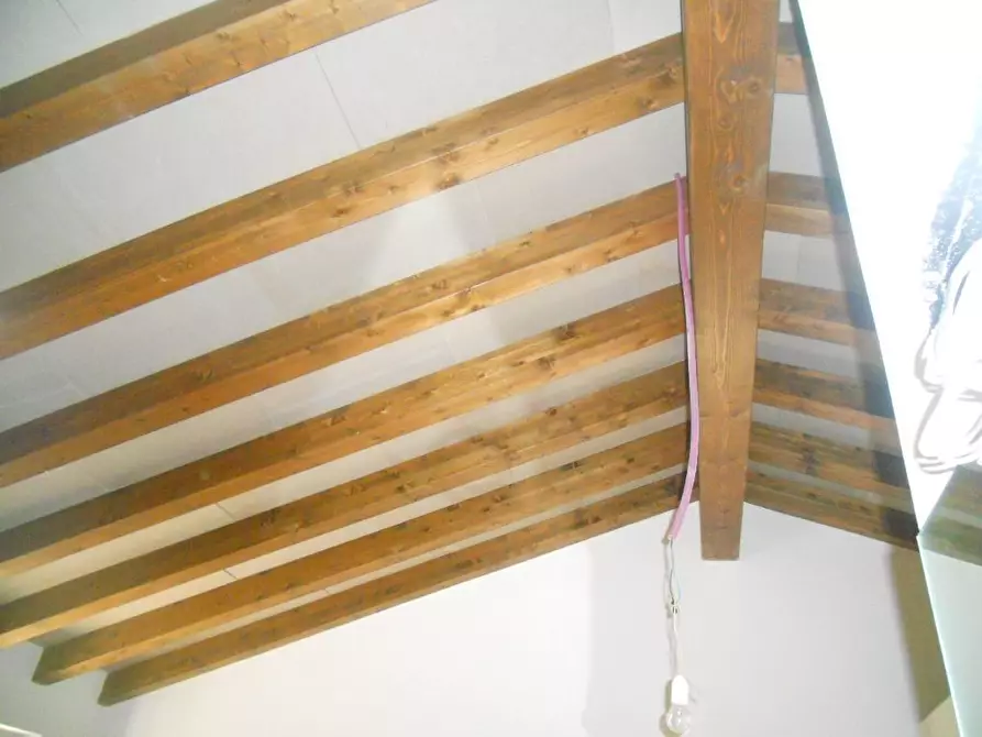 Immagine 50 di Casa semindipendente in vendita  a Castelnuovo Magra