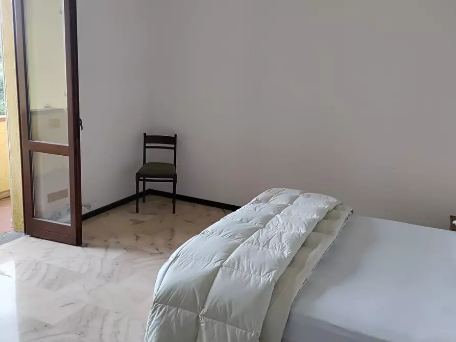 Immagine 10 di Casa semindipendente in vendita  in Via Gragnola a Castelnuovo Magra