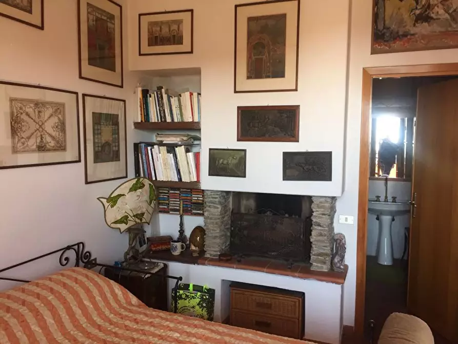 Immagine 26 di Villa in vendita  in Via Gignola a Fosdinovo