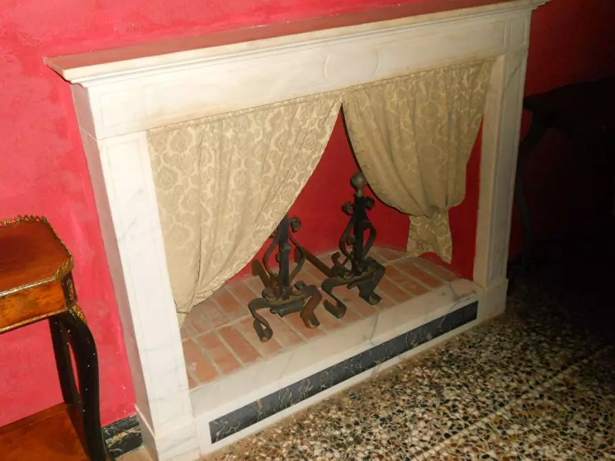 Immagine 102 di Villa in vendita  in Via Palvotrisia 92 a Castelnuovo Magra