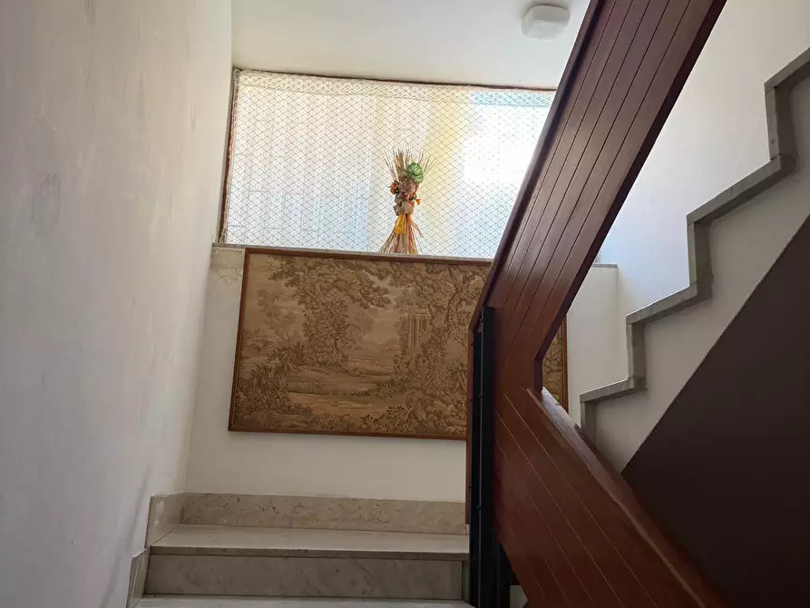 Immagine 6 di Casa trifamiliare in vendita  in Via Roma 1 a Carrara