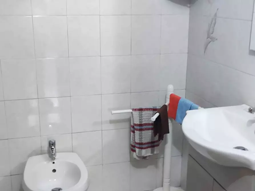 Immagine 16 di Casa semindipendente in vendita  in Via Dogana 23 a Ortonovo