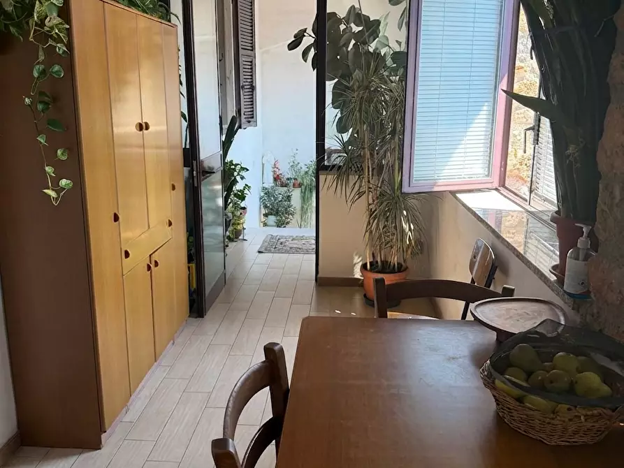 Immagine 2 di Casa semindipendente in vendita  in Via Palvotrisia 99 a Castelnuovo Magra