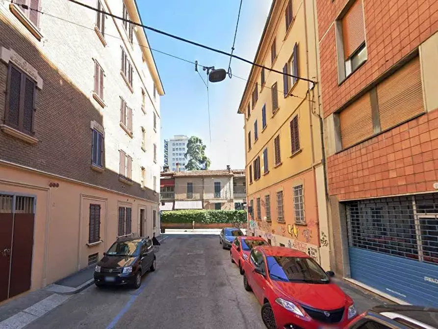 Immagine 10 di Bilocale in affitto  a Bologna