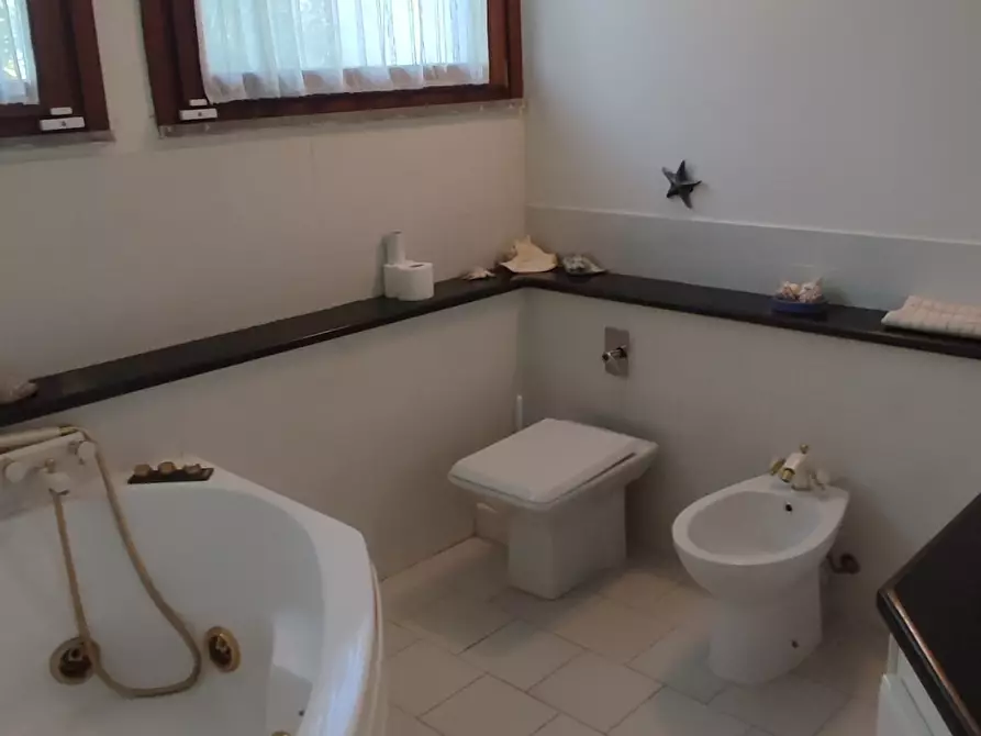 Immagine 13 di Casa bifamiliare in vendita  in Via Caterattino 30 a Sabaudia