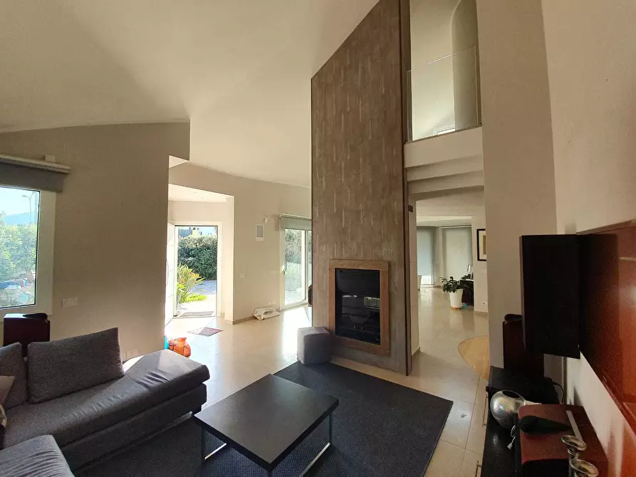 Immagine 10 di Villa in vendita  in Viale dell'Olimpo 49 a Palermo