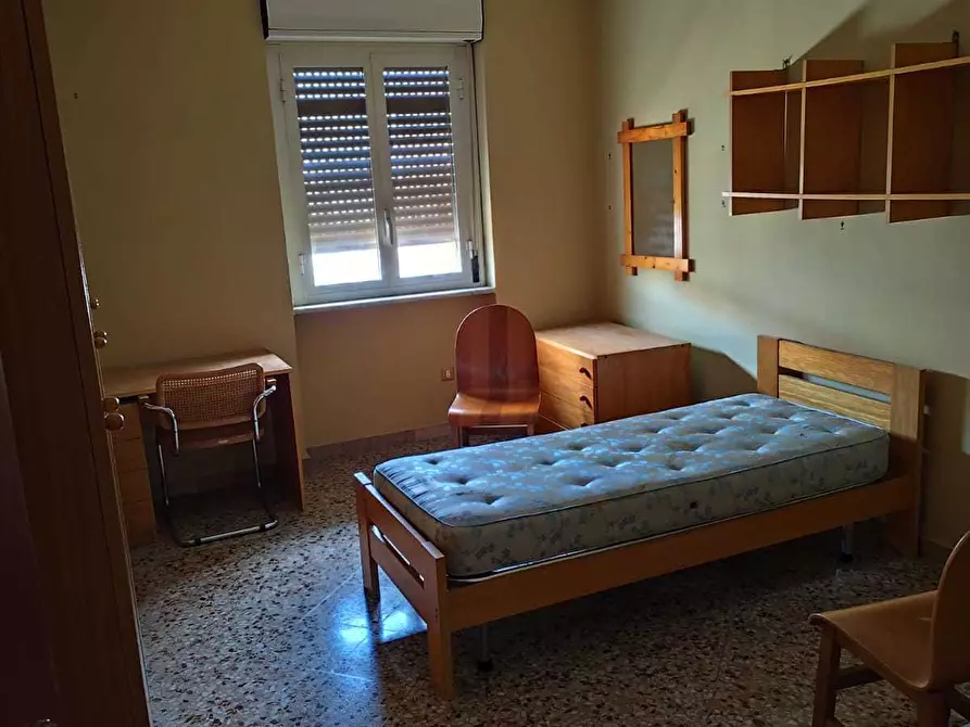 Immagine 9 di Quadrilocale in vendita  a Palermo