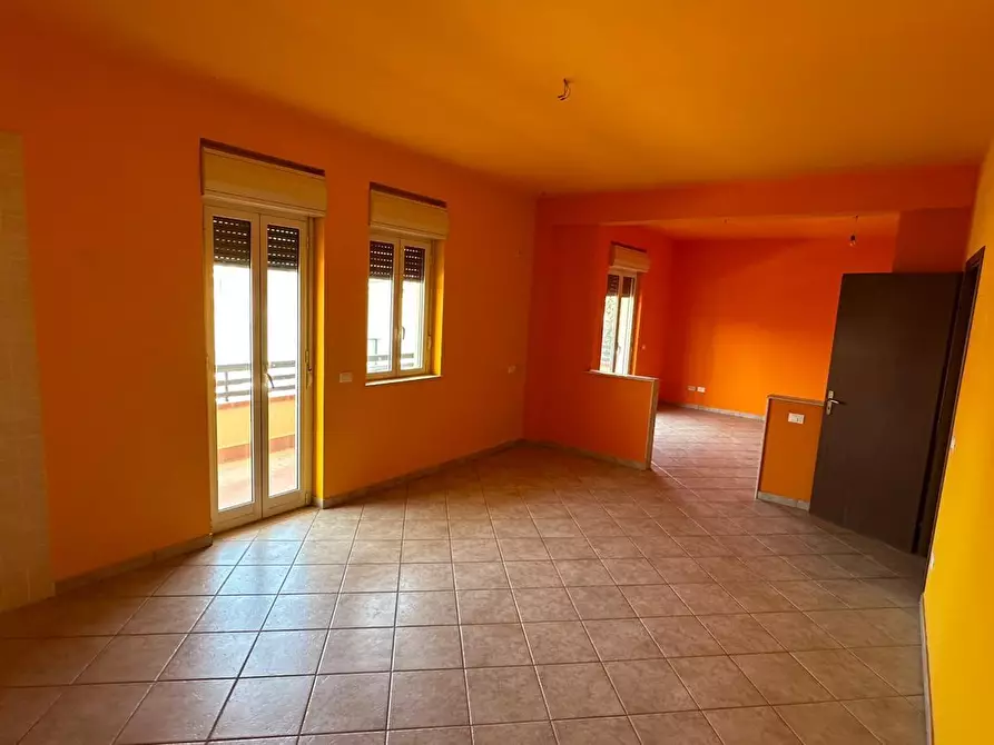 Immagine 8 di Pentalocale in vendita  in Via ST 31 39 a Palermo