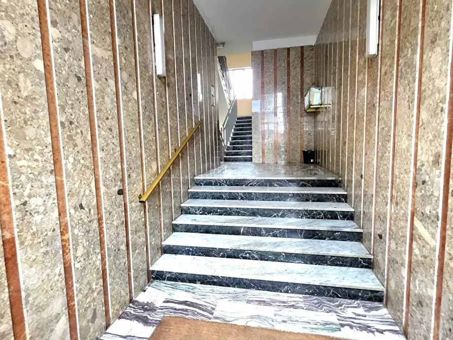 Immagine 14 di Pentalocale in vendita  in Viale Papa Giovanni XXIII 21 a Beinasco