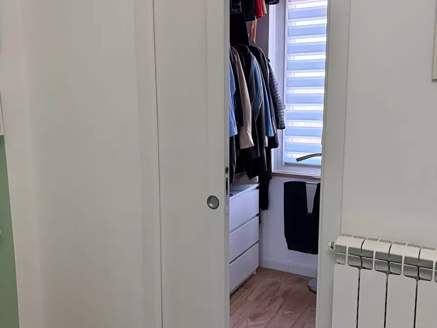 Immagine 15 di Quadrilocale in vendita  in Piazza Kennedy 17 a Beinasco
