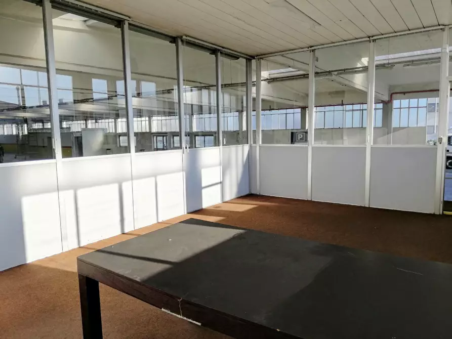 Immagine 4 di Attività artigianale in vendita  in Via Don Pietro Giordano a Orbassano