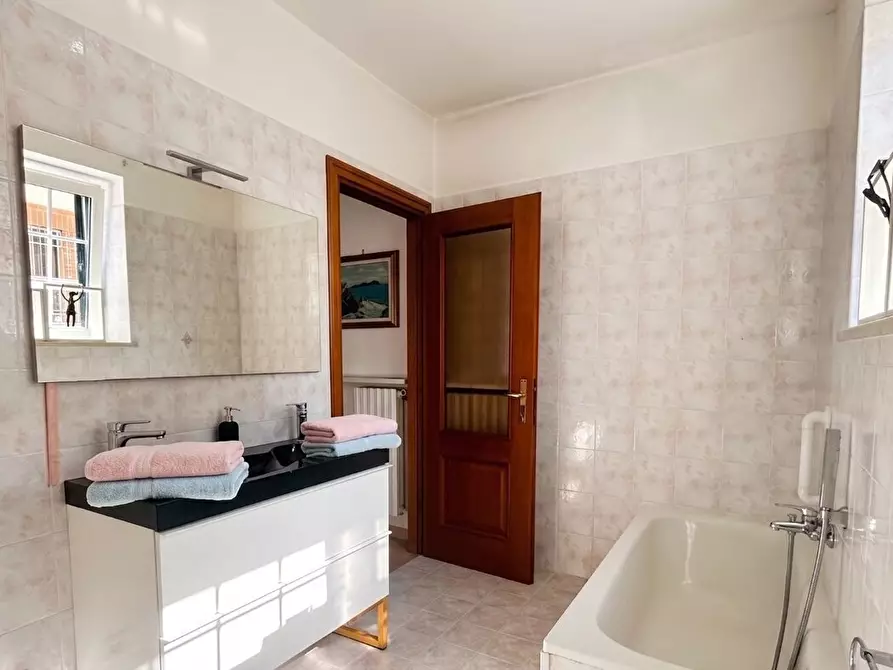 Immagine 19 di Porzione di casa in vendita  in Via Trento 1 a Beinasco