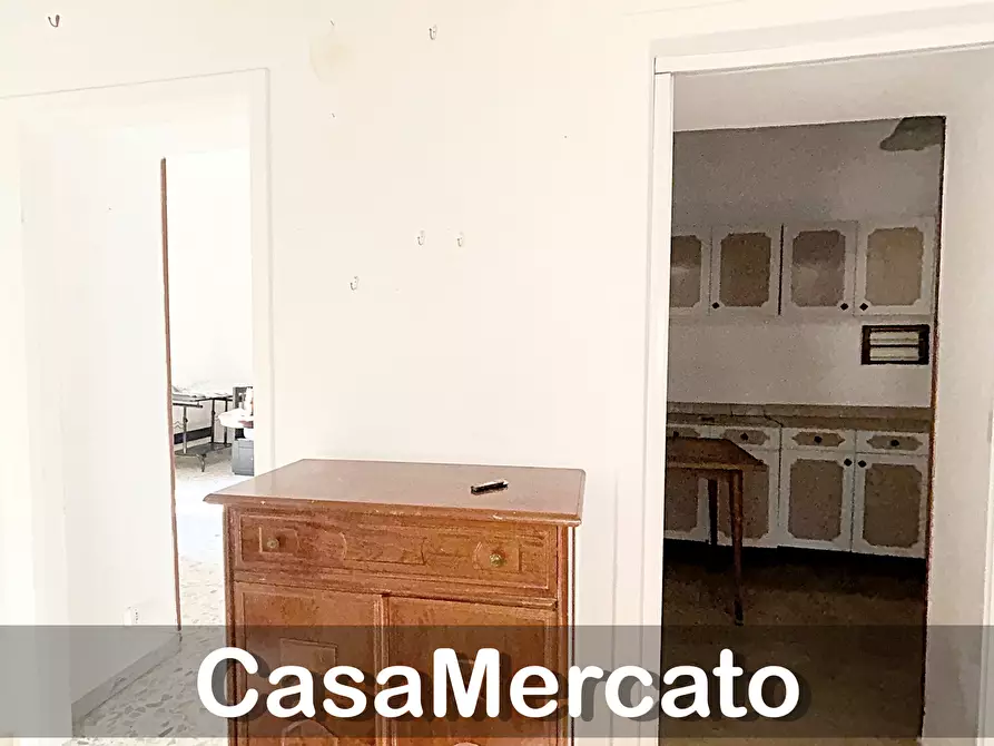 Immagine 9 di Bilocale in vendita  a Rocca Di Papa