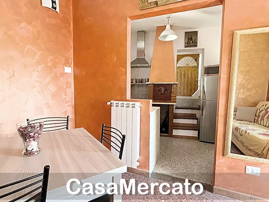 Immagine 5 di Bilocale in vendita  in Via San Francesco d'Assisi a Rocca Di Papa