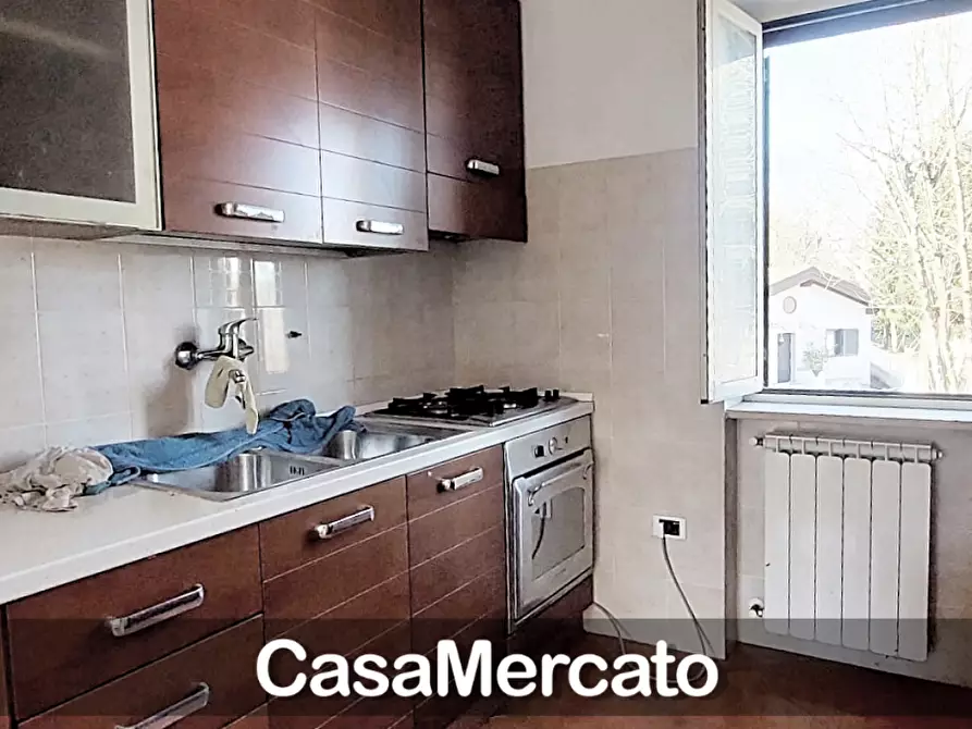 Immagine 15 di Trilocale in vendita  in Via Calabria a Rocca Di Papa