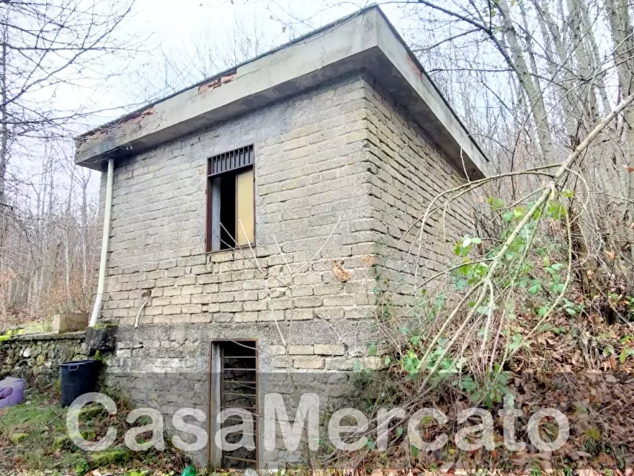 Immagine 2 di Rustico / casale in vendita  in Via Vinale delle Faete a Rocca Di Papa