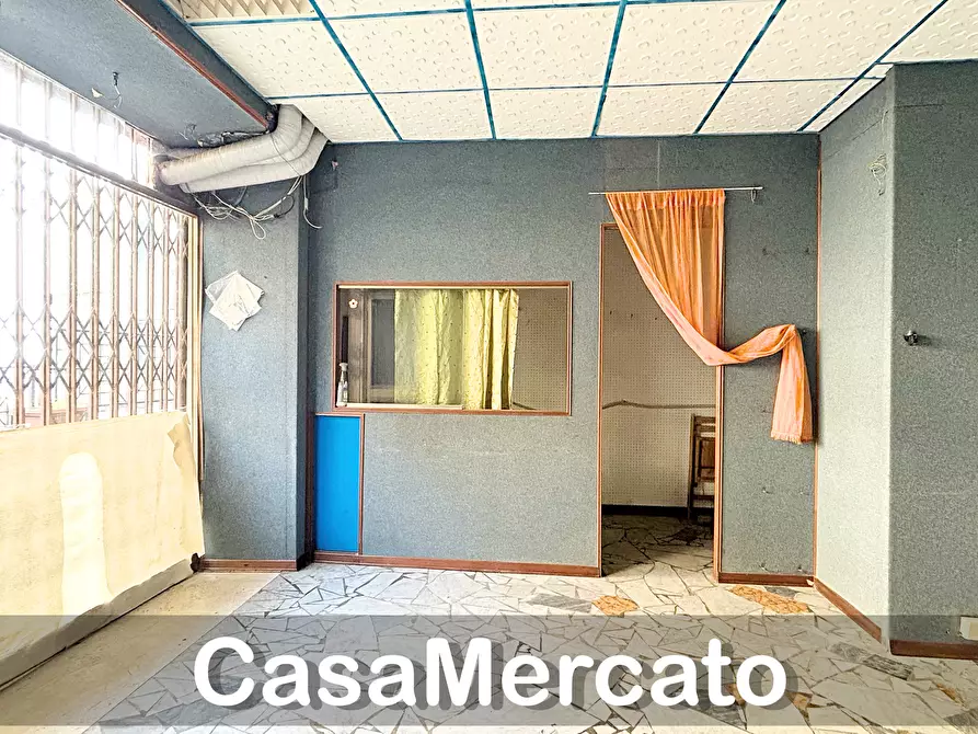 Immagine 4 di Locale commerciale in vendita  a Rocca Di Papa