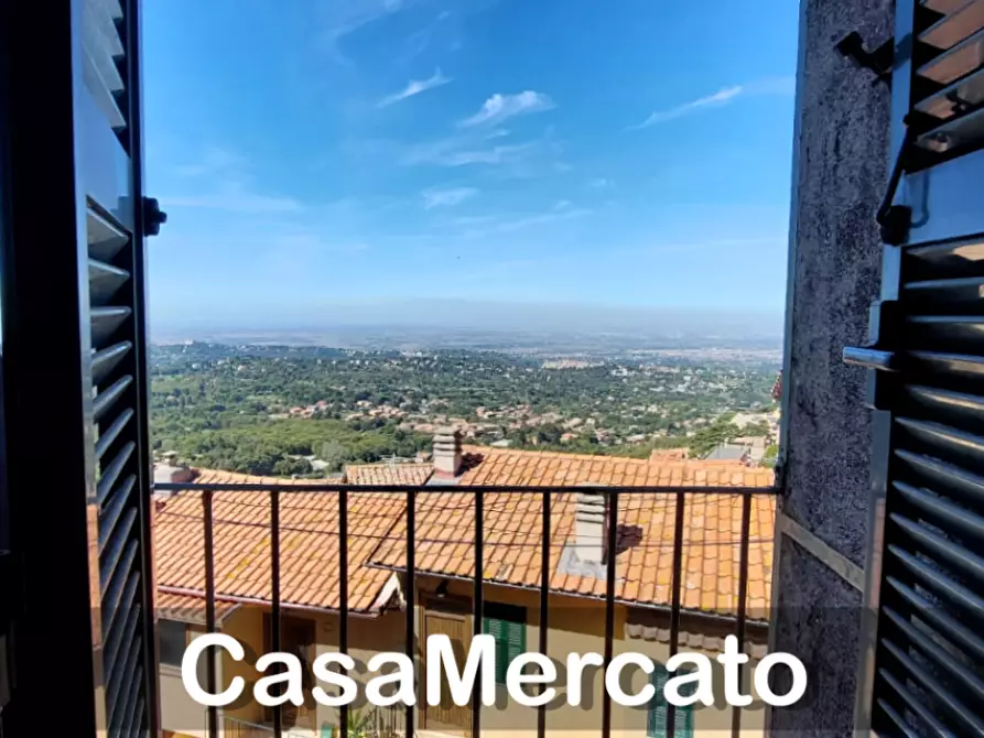 Immagine 8 di Trilocale in vendita  in Via del Porticato a Rocca Di Papa