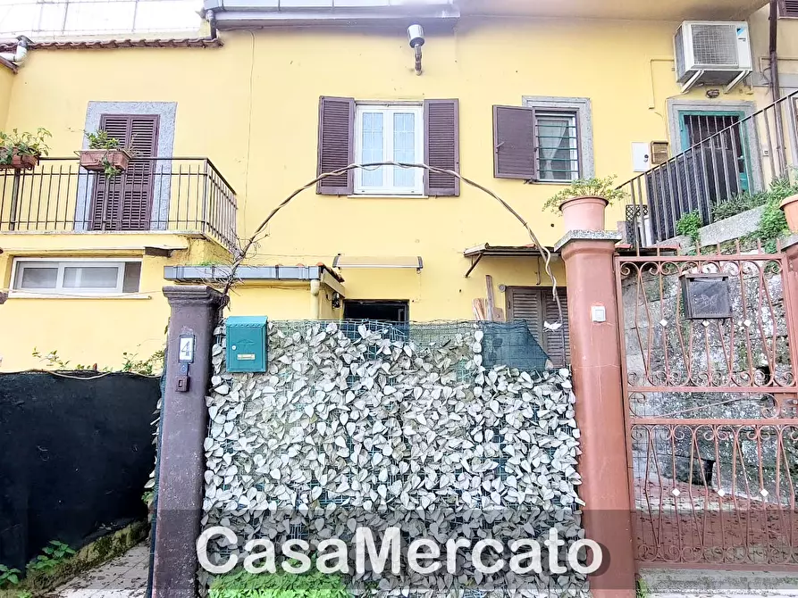 Immagine 1 di Bilocale in vendita  in Via Monsignor Giacci a Rocca Priora