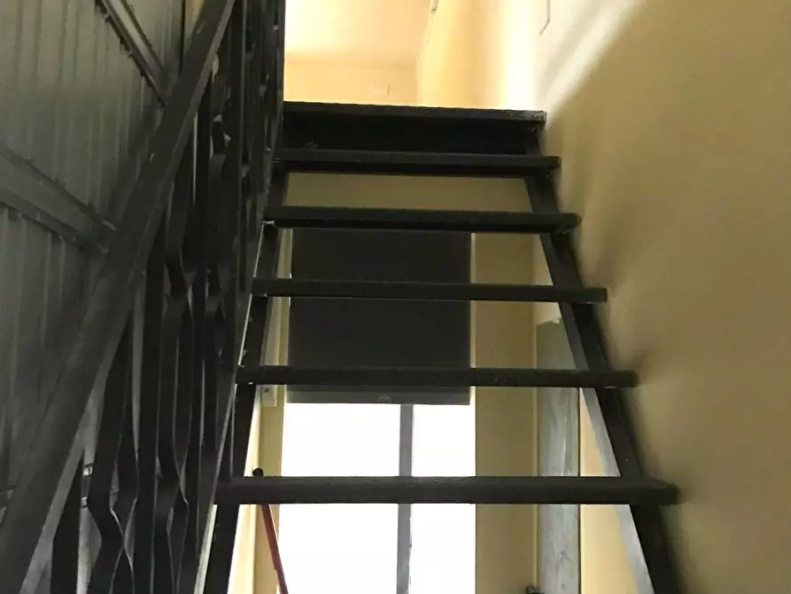 Immagine 6 di Locale commerciale in vendita  a Ascoli Piceno