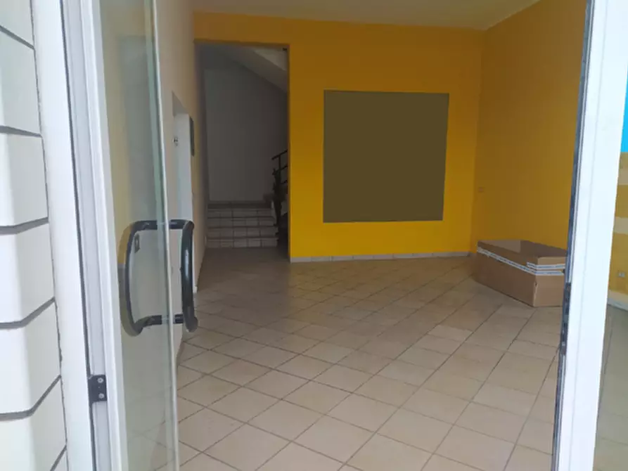 Immagine 40 di Capannone industriale in vendita  a Acquaviva Picena