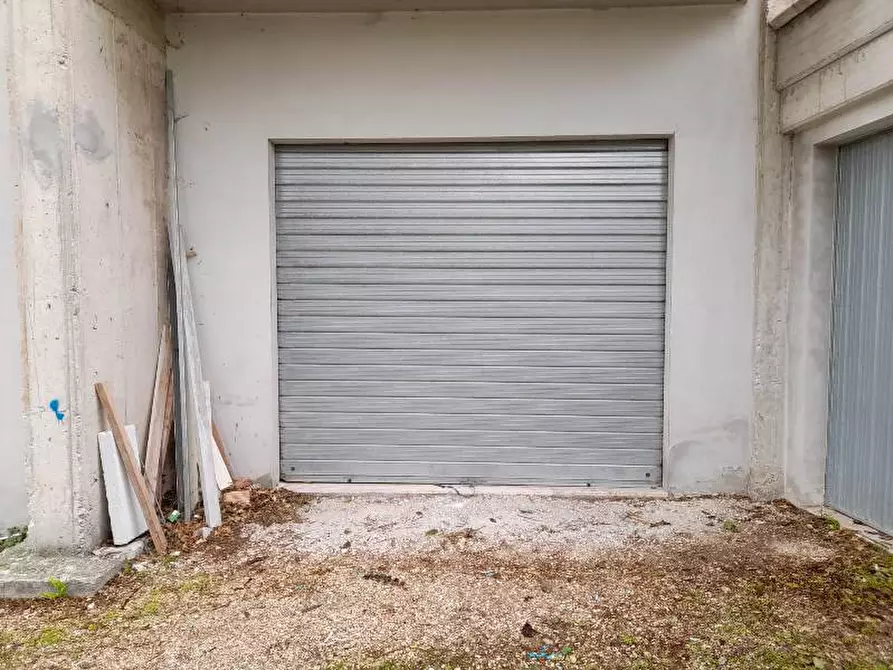 Immagine 30 di Attico in vendita  a Appignano Del Tronto