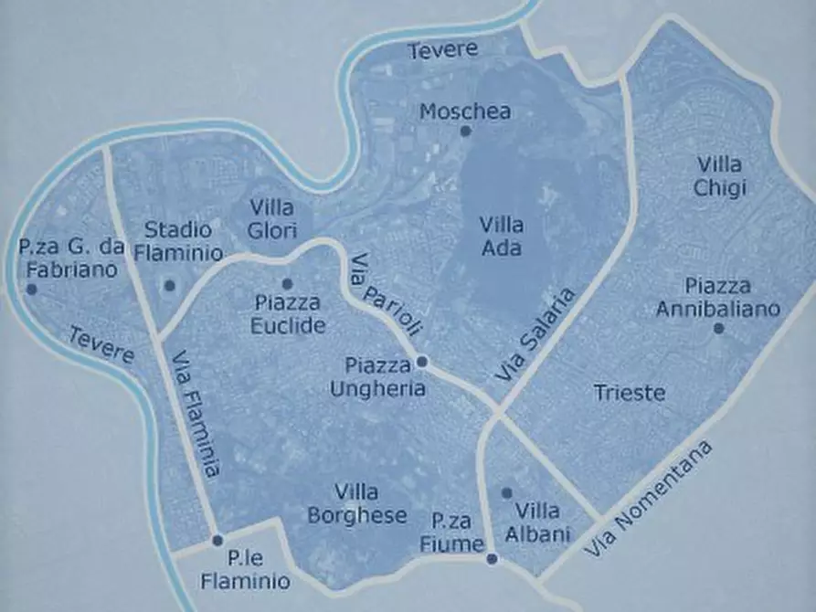 Immagine 2 di Locale commerciale in vendita  a Roma