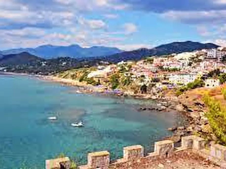 Immagine 9 di Albergo/B&B/Residence in vendita  a Centola