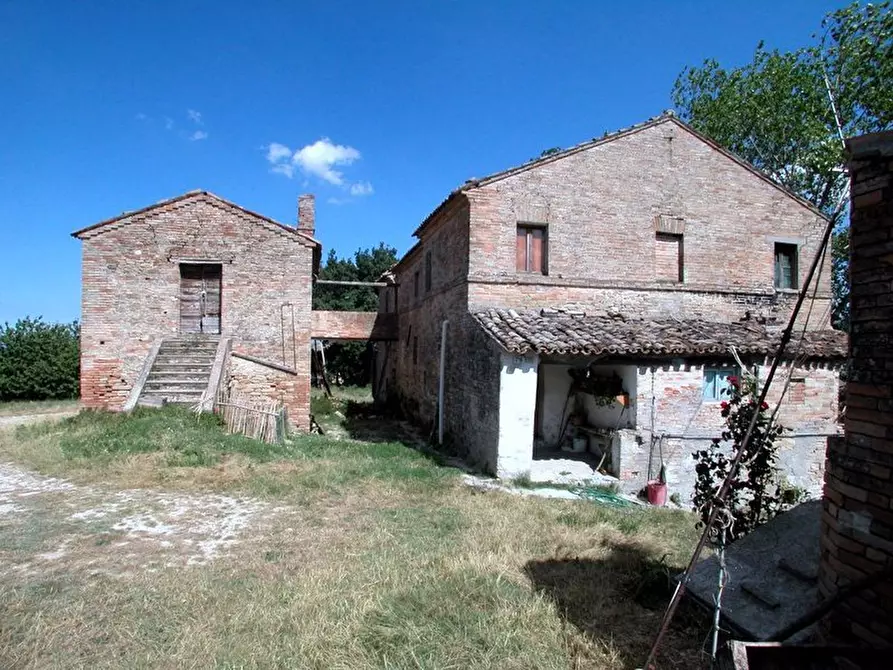 Immagine 1 di Rustico / casale in vendita  a Monte Rinaldo