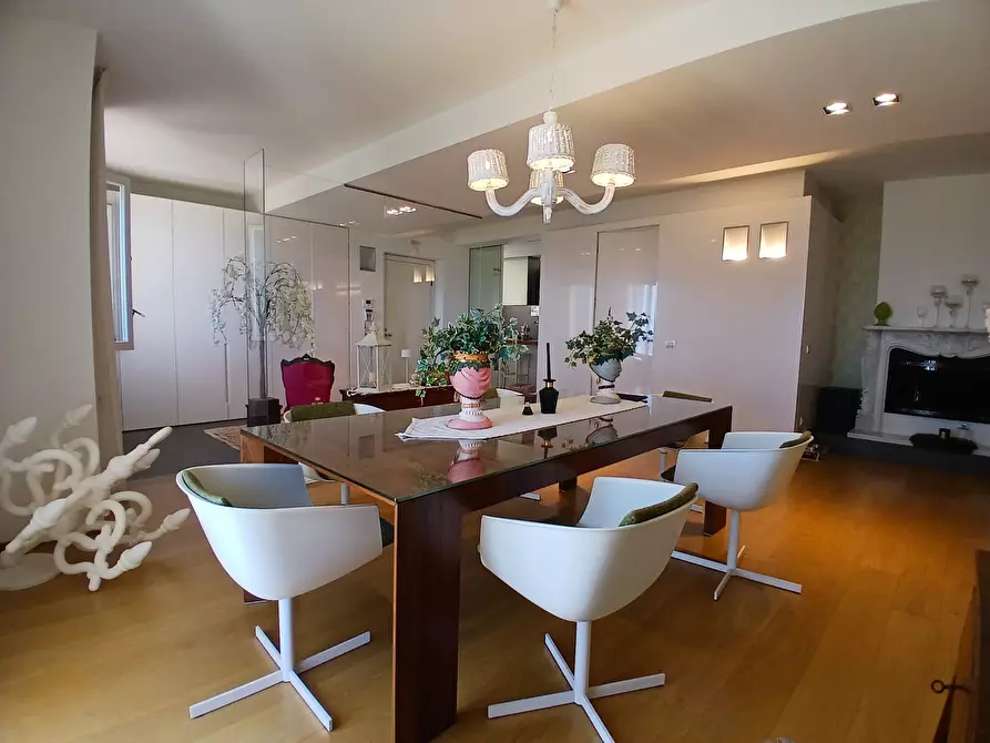 Immagine 14 di Casa indipendente in vendita  a San Benedetto Del Tronto