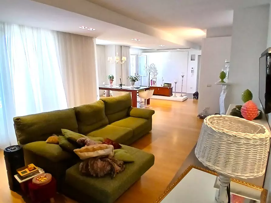 Immagine 26 di Casa indipendente in vendita  a San Benedetto Del Tronto