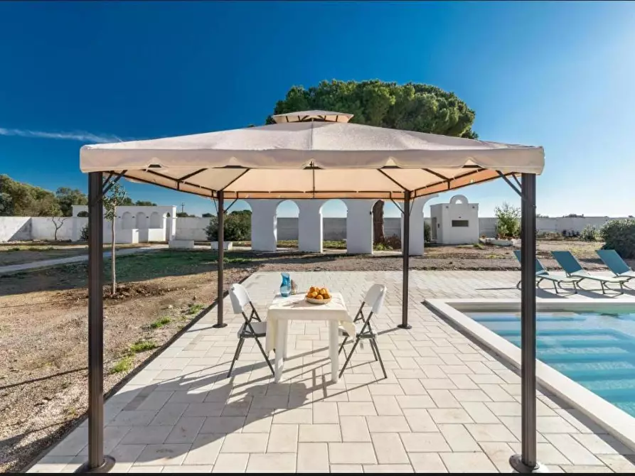 Immagine 5 di Casa vacanze in vendita  a Pulsano
