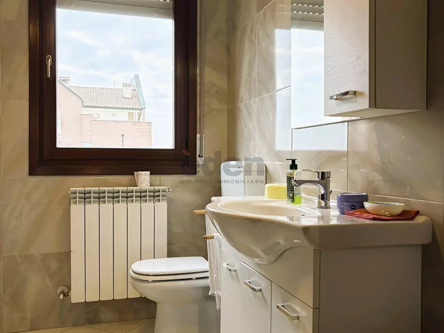 Immagine 13 di Attico in vendita  in Piazza Nazioni Unite 2 a Castelfranco Emilia