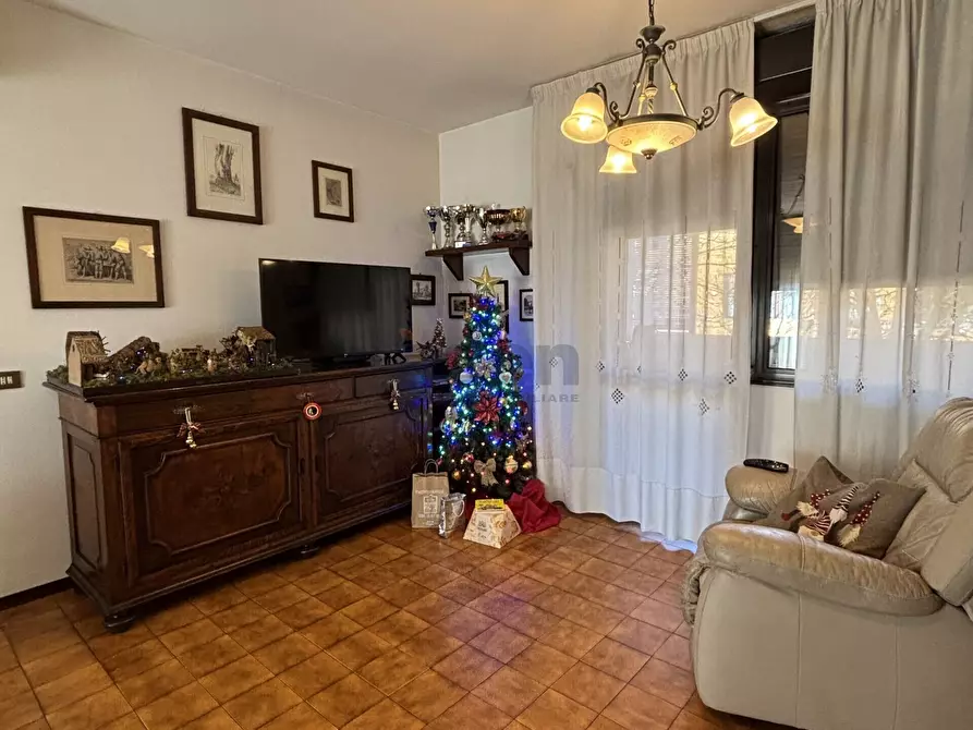 Immagine 46 di Trilocale in vendita  in STRADA DI SALICETO PANARO 211 a Modena