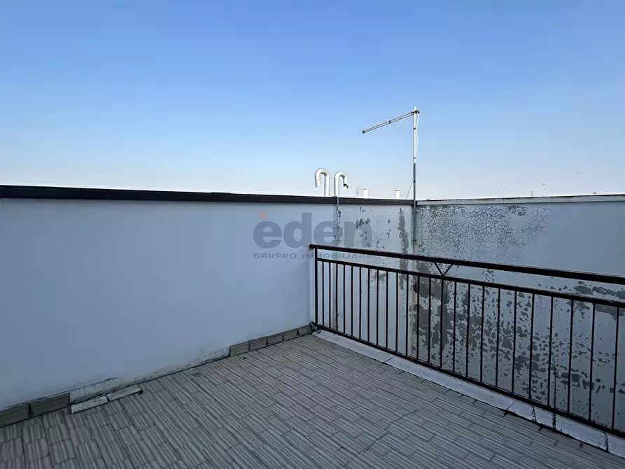 Immagine 47 di Ufficio in affitto  in Via Vittorio Bottego 49 a Modena